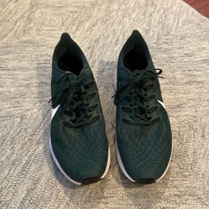 Nike zoom Pegasus 36 size 10